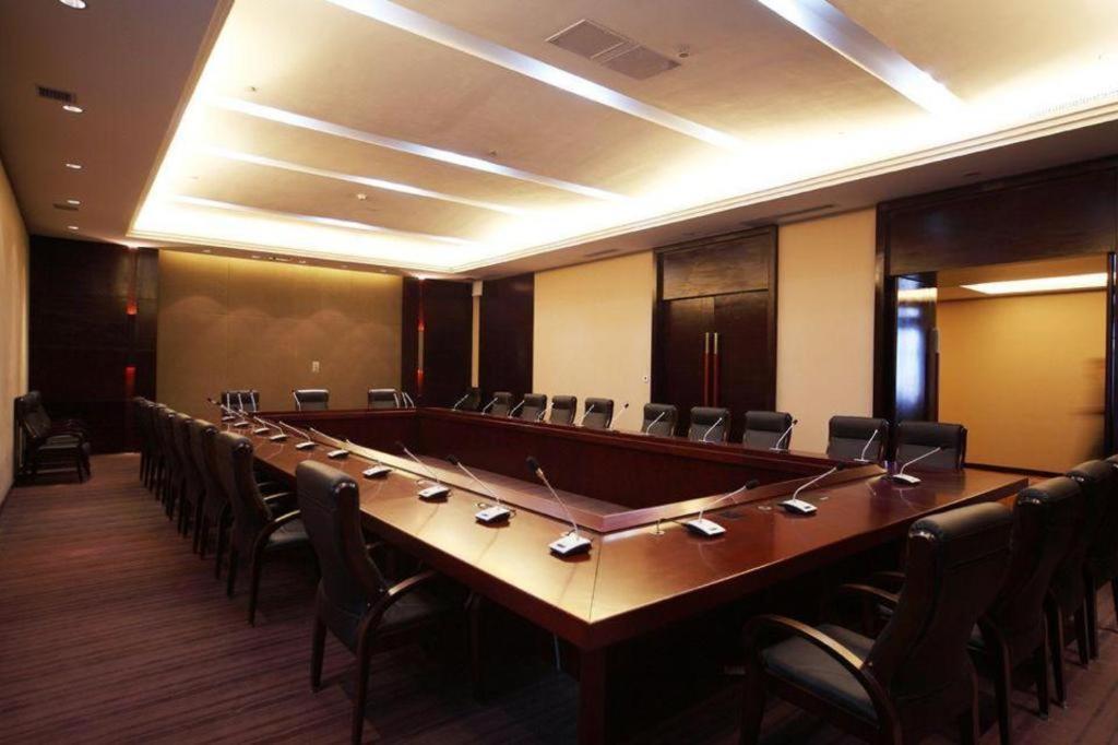โรงแรมไหหยาง เชงหลง เจียนกวง Fengcheng  ภายนอก รูปภาพ