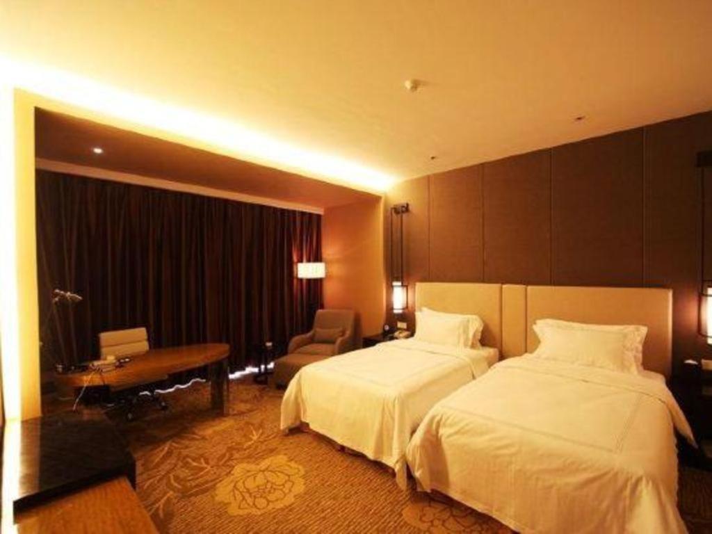 โรงแรมไหหยาง เชงหลง เจียนกวง Fengcheng  ภายนอก รูปภาพ